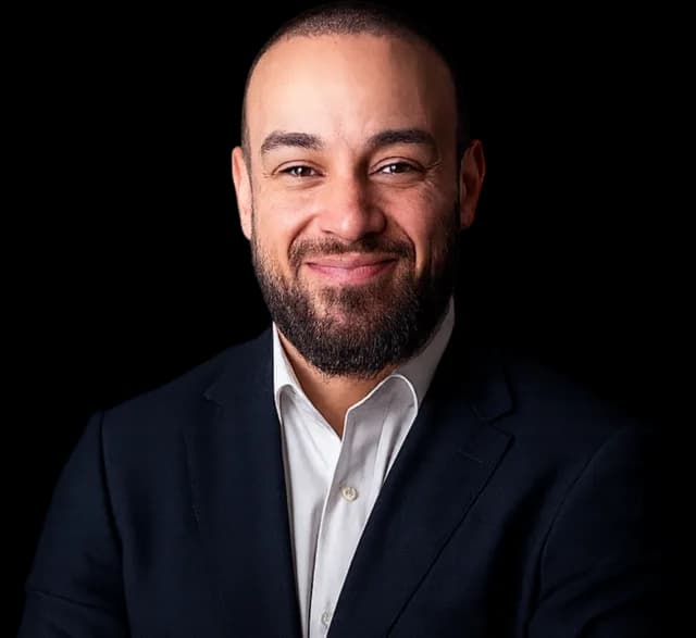 Ali Khalil, Miljonbemanning
